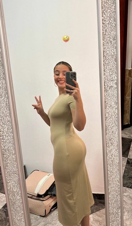 chubby nude onlyfans erotic pics