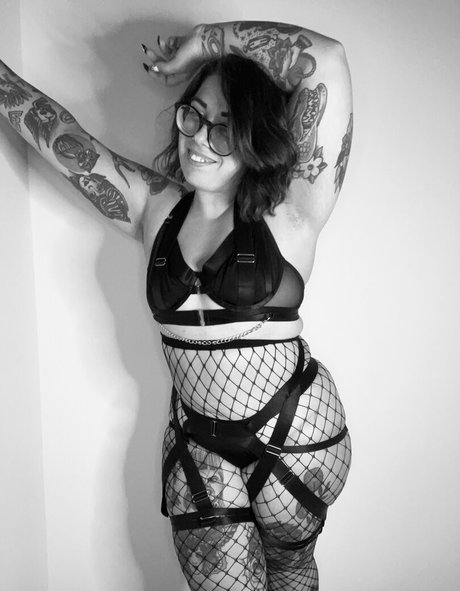 Stepstool Sarah hd model gallery