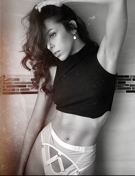 Izzy Rocha model naked pic