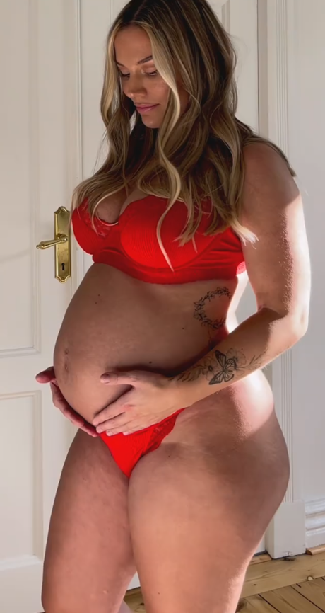 blonde cumshot onlyfans free sexy img