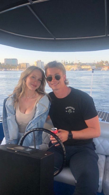 Peterstwins_ top actress photos