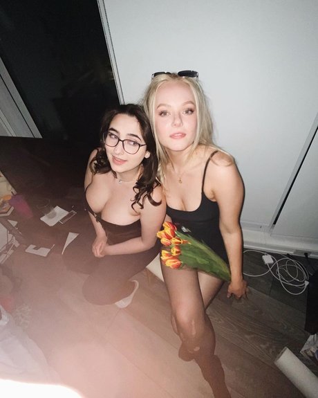 Queen Julia actress gallery