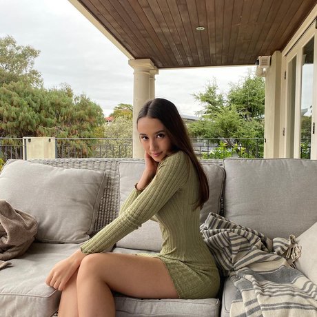 black lingerie onlyfans nudes images