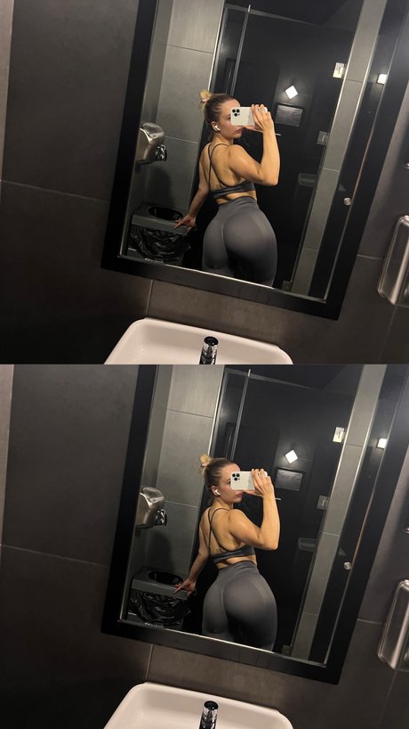 petite ebony onlyfans exclusive pic