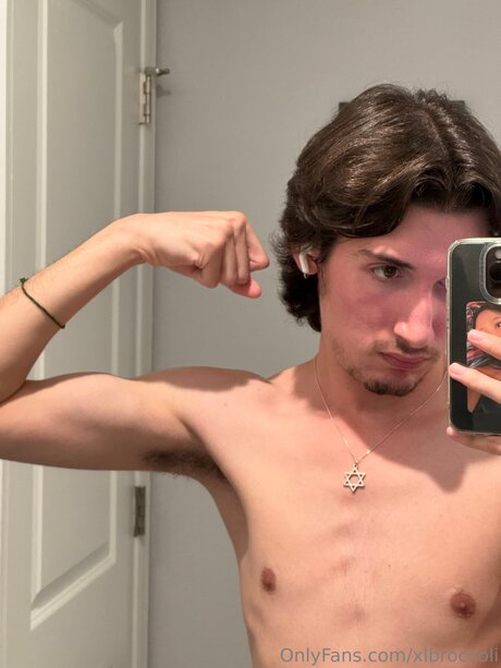 Xlbroccoli adult actress pic