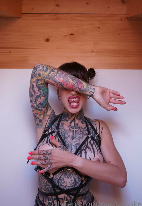 martamake nude star image