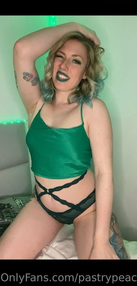 big pussy lips onlyfans hot gallery