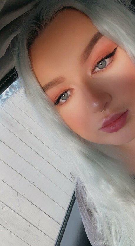 nikibix nudes model pictures