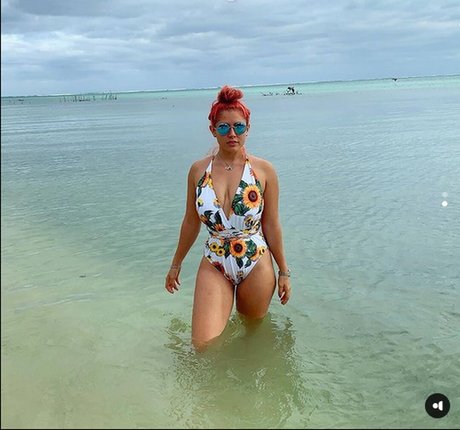 Vivi Alto beautiful star archive