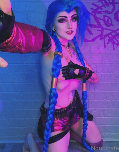 Nonbinate sexy star photo