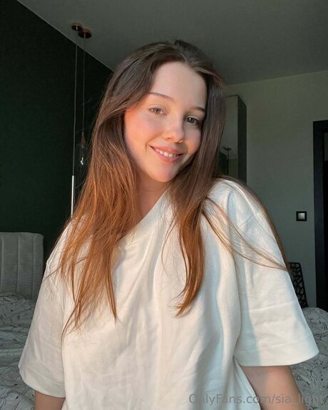 Sia Light pornstar sexy photo