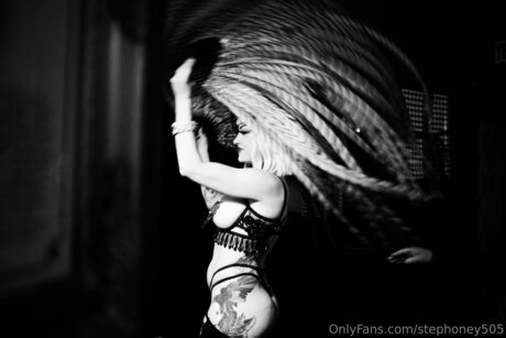 Stephoney505 model exclusive photos