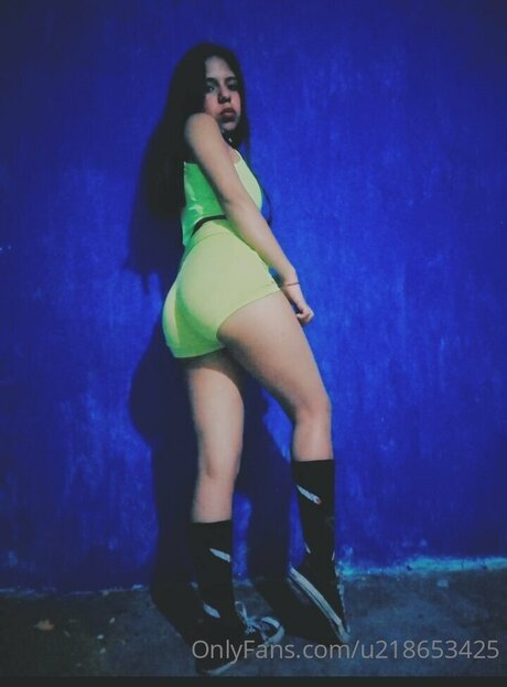 Mery1 Jane pretty model pic