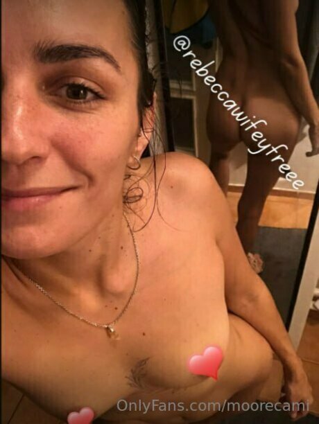 nude wife onlyfans top pictures