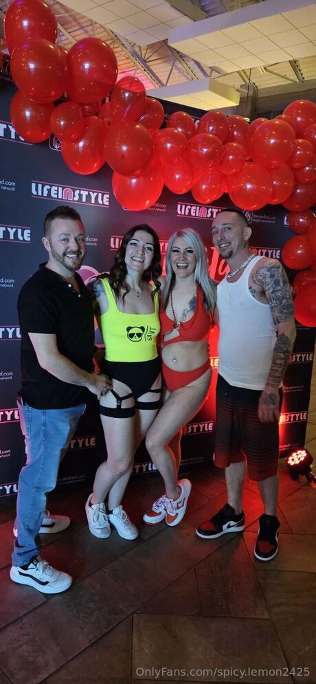 Spicy Lemon2425 exclusive model photos