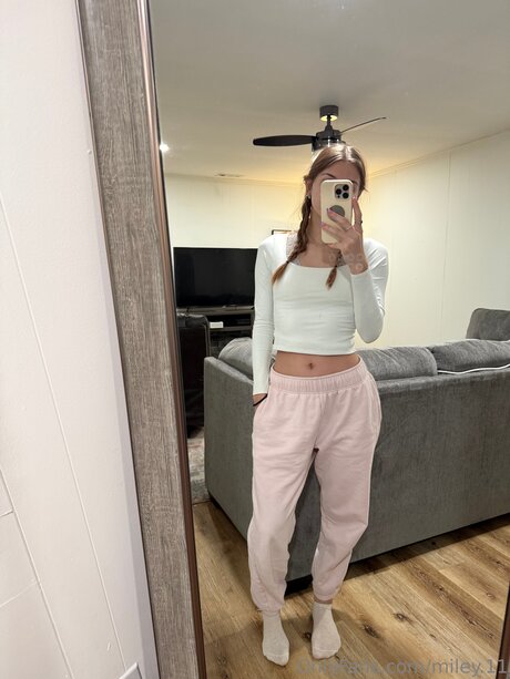 Miley 11 adult star img