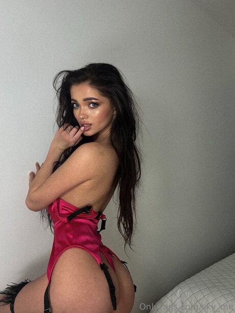 Sky Me erotic pornstar archive