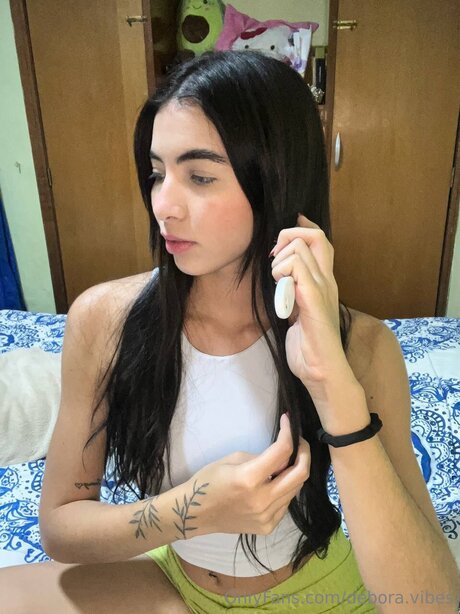 Debora Vibes pornographic star pictures