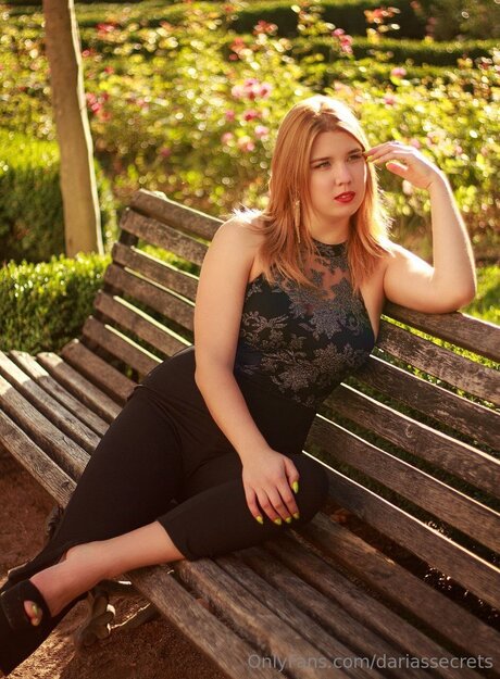 Dariassecrets nude model pic