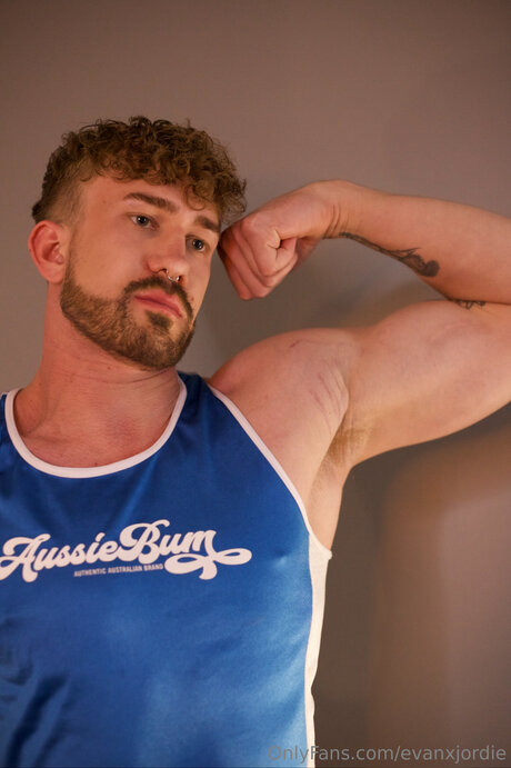 Evanxjordie perfect pornstar archive