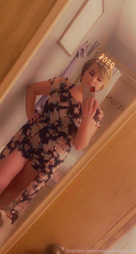 Xsluttycupcakex6669x best star pics