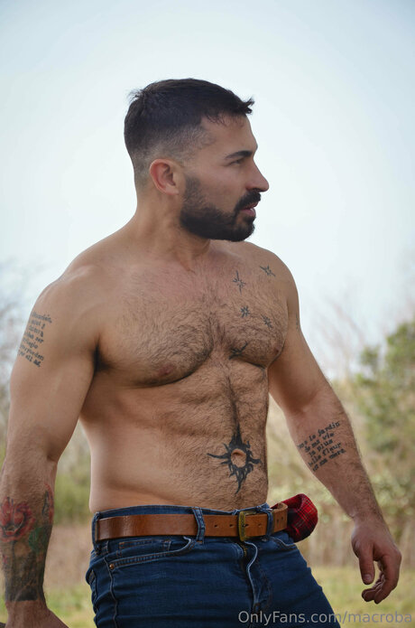 famous midget onlyfans top pictures