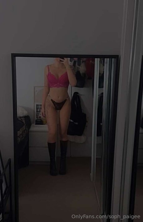 Soph Paigee star adult image