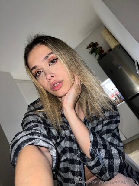 Yanakokka pornstar erotic pics
