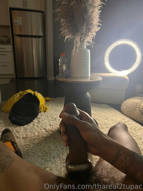 Thareal2tupac exclusive pornstar archive