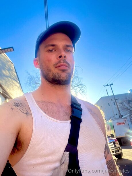 Julesruules star hot photo