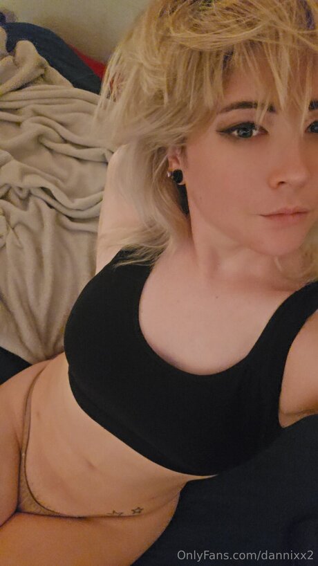 Dannixx2 exclusive pornstar pictures