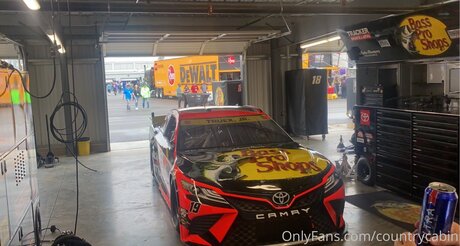 Countrycabin top pornstar pics