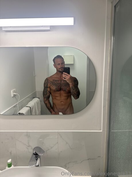 Alexjoneskik11 model nudes picture