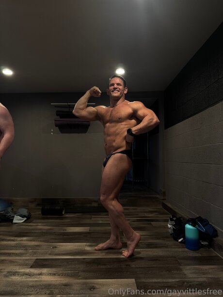 Gayvittlesfree pretty pornstar image