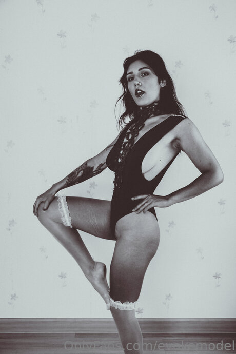 lesbian anal onlyfans naked pics