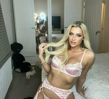 hottest teacher onlyfans sexy nude photo