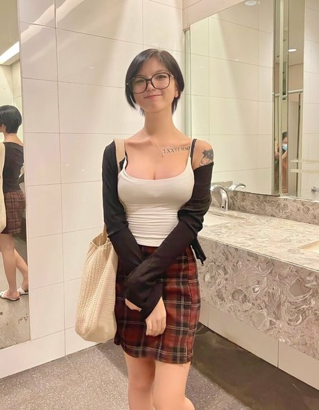 Bhel Esguerra art pornstar gallery