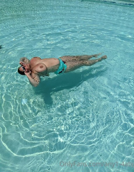 chubby babe onlyfans xxx image