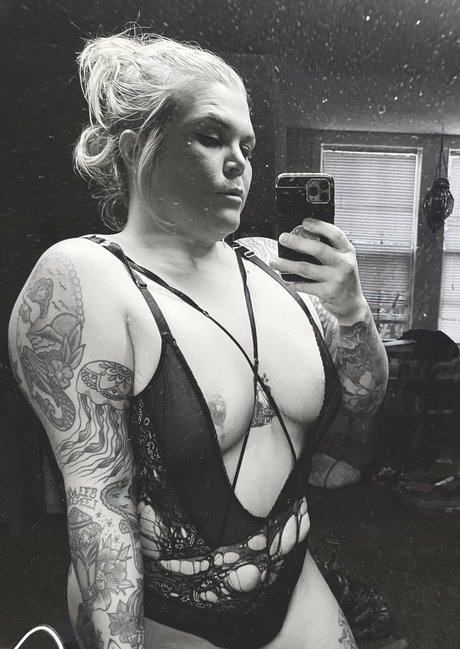 daddysdarliin xxx actress photo