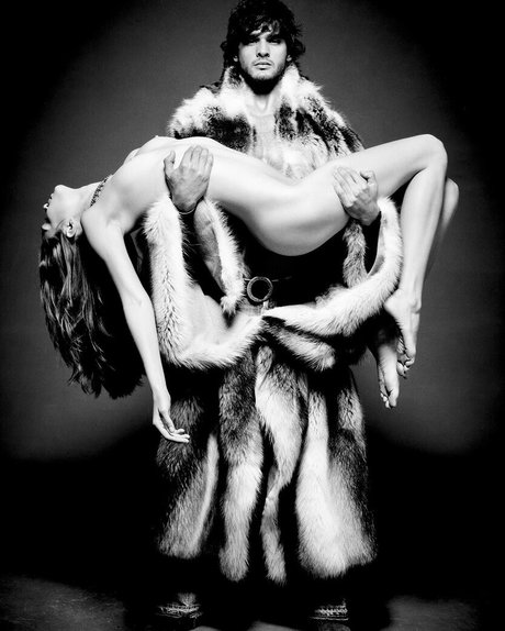 lesbian seduction onlyfans nudes galleries