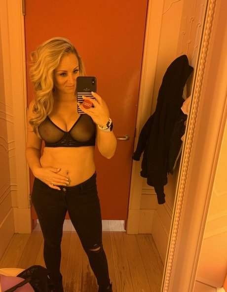 linzc pornstar beautiful image