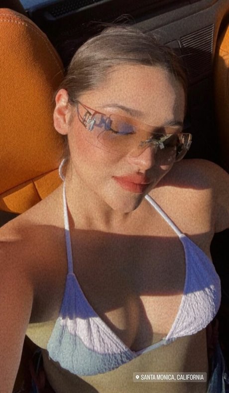 bernaarose model perfect image