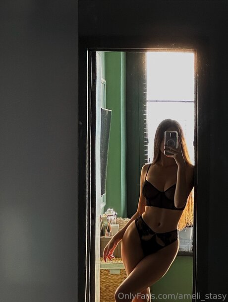 50 years old onlyfans nudes image