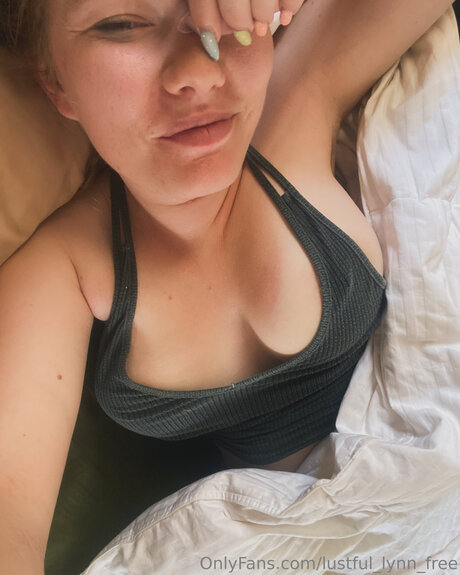 Lustful Lynn Free sex pornstar photo