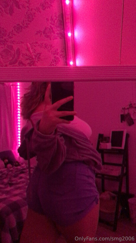 Smg2006 model porn image