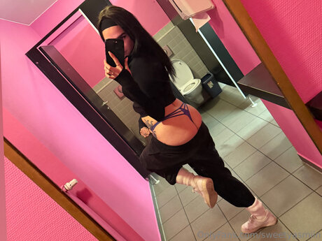 Sweetyasmiin erotic pornstar galleries