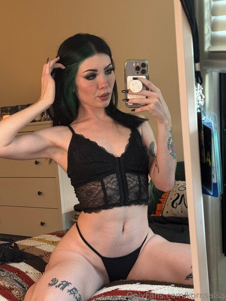 Moresalsa pornstar exclusive pic