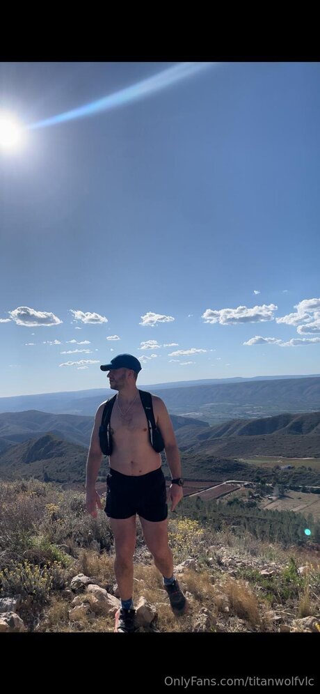 Titanwolfanss nude actress gallery