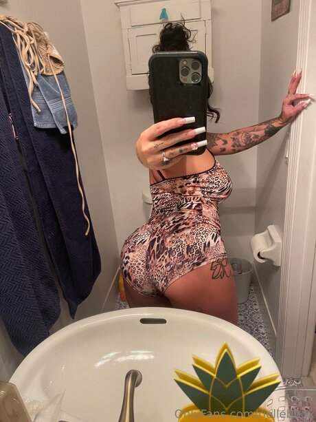 Riellebbgx pornstar nude images