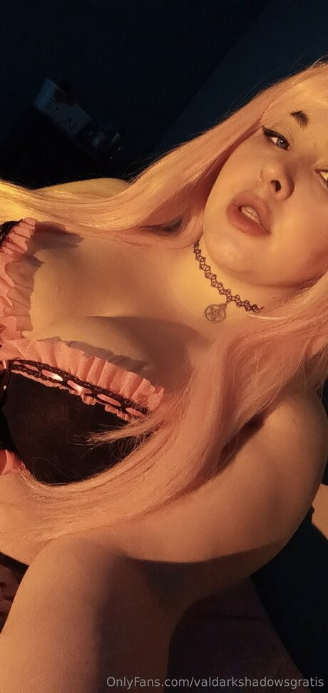 Valdarkshadowsgratis naked star gallery